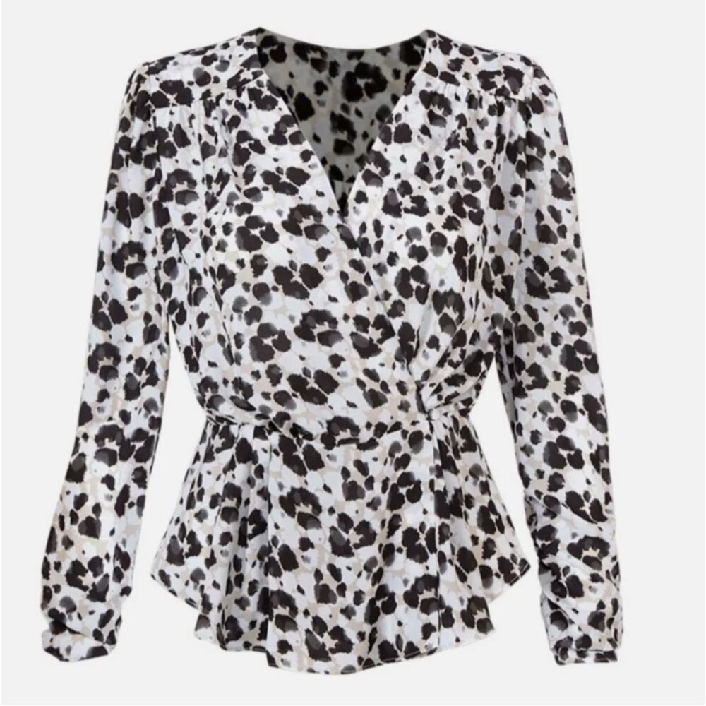 NWT Cabi #5898 Rosette Leopard Blouse Medium
